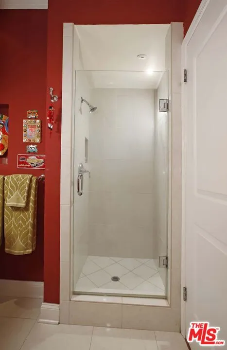 100 S Wetherly Drive 4, Los Angeles, California 90048 home-pic-32